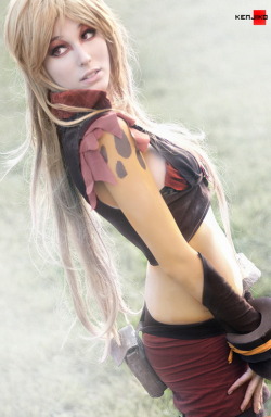 hotcosplaygirl:  Cosplay girlCosplay girl