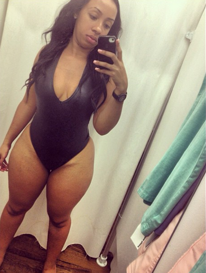 redkushkissess:  Her body is everything but her face is 🙅