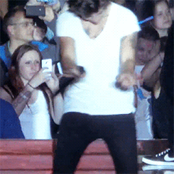 the-boys-who-stole-our-hearts:  fahoohz:  That person was obviously blind.  or just stupid and jealous. 