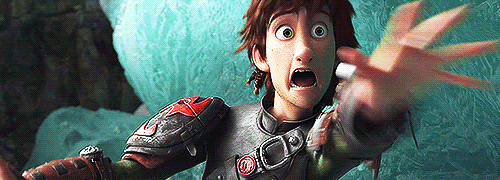 fankakm:  Stoick saves Hiccup 