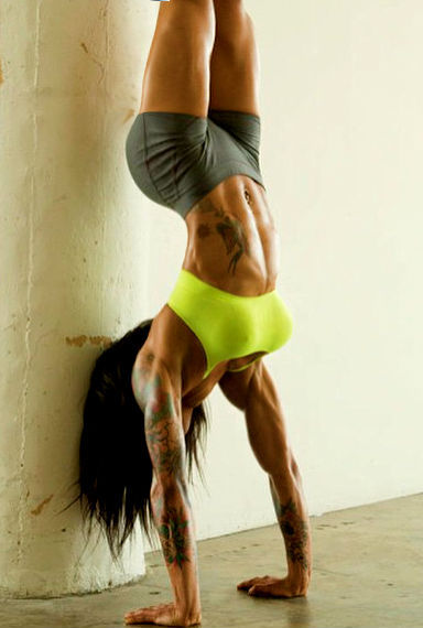 lifeistoughyaknow:  bottoms up