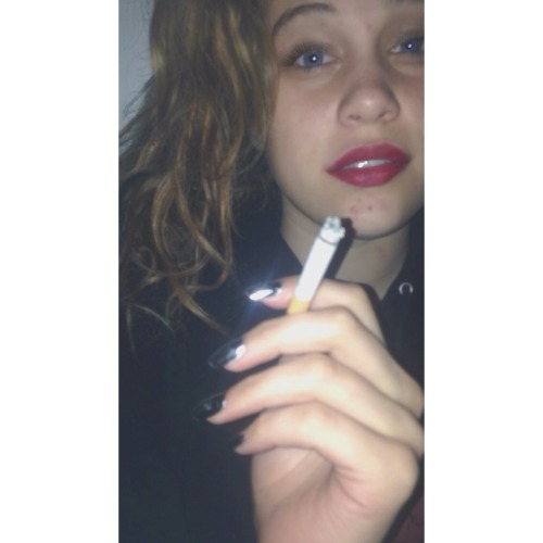 io-sono-perduto: Hi Enjoying my nightly cigarette