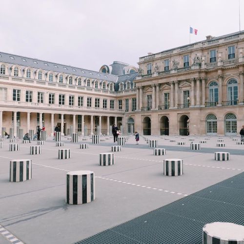 bonjourfrenchwords - Terrain de jeu parisien. | Parisian...