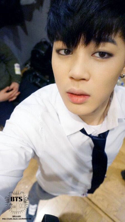 bts420:  black hair jimin selfies