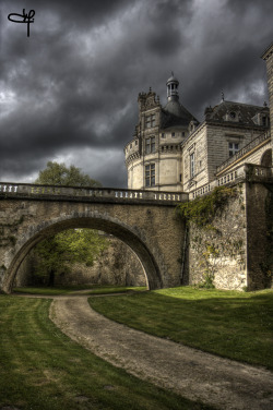breathtakingdestinations:  Château du Lude - France (by Guillaume Singer) 
