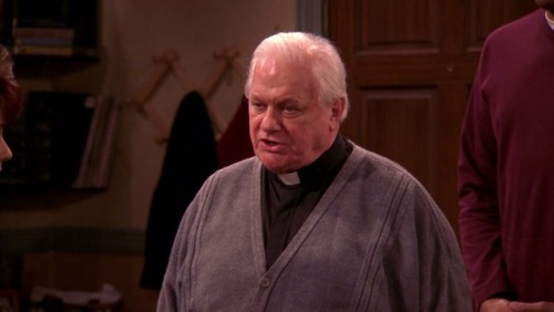 Everybody Loves Raymond (TV Series) - S6/E24 ‘The First Time’ (2002)Charles Durning as F