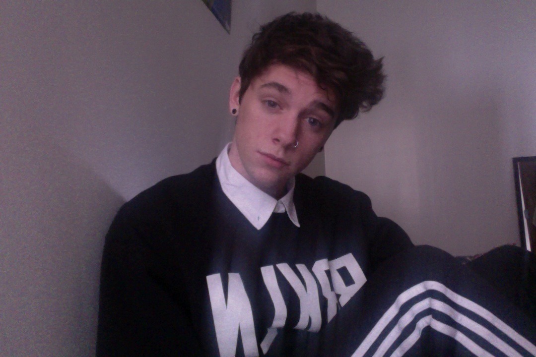 sixted:  ♡ pale boys ♡ 