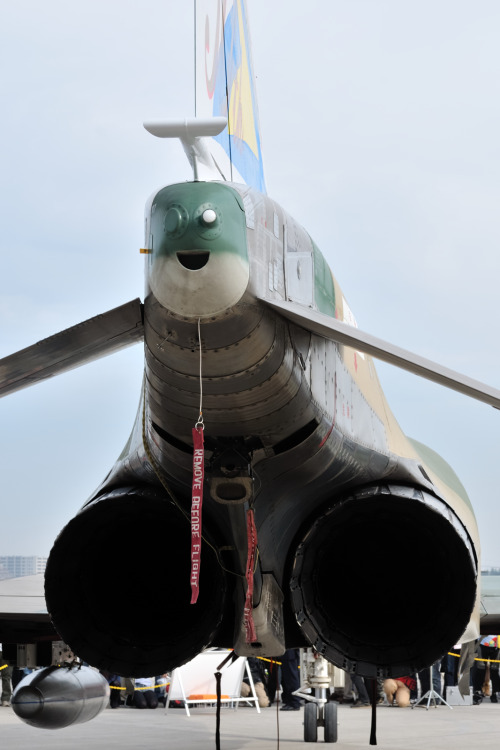 rocketumbl:  RF-4E
