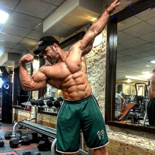 nicemusclemen:Ayat Bagheri