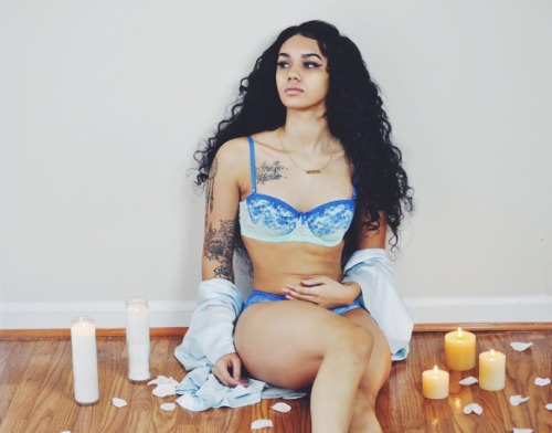 iamindyamarie:Happy Valentines Day to everyone . I know im early, but one day, this will be my favorite holiday. I want everyone who has insecurities to know that I didnt photoshop any of these photos, I like showing my flaws, so people who love me, love