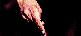 mindykahling:‘You mustn’t be afraid of the dark.’‘I’m not,’ said Shadow. ‘I’m afraid of the people i