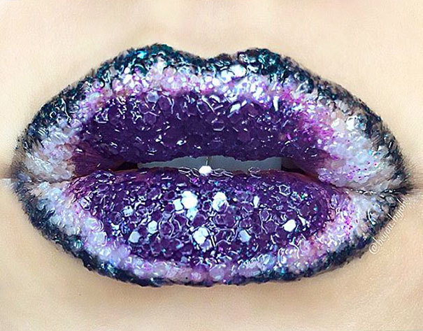stuffgurlswant: Makeup Artist Drives Instagram Wild With Crystal Lips Makeup artist
