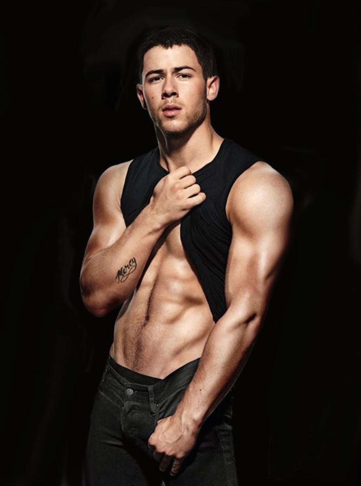 yupmagazine:  Nick Jonas X   Peter Yang X Cover Men´s Fitness