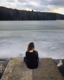 tarinya-quinn:    Not to be cliche but it’s true what they say.. being out in nature can heal you in ways unknown. An unseasonably warm day for February here in Pennsylvania.