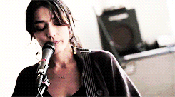 krimsonkrimson:  Warpaint - Love is to Die (Yours Truly Session) 