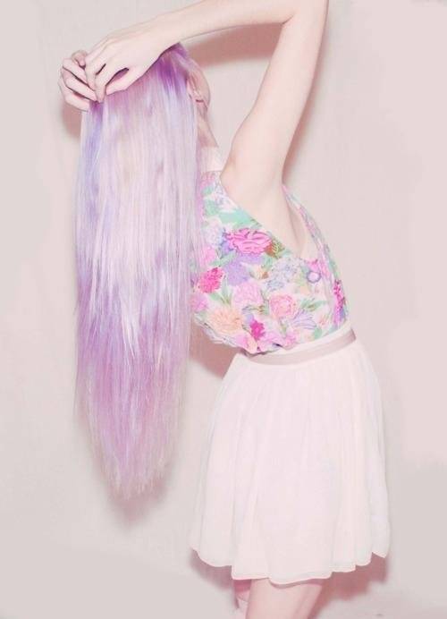 dreamer37:  pastel colors! Decalz - May Oo | Lockerz on @weheartit.com - http://whrt.it/11YDHO4