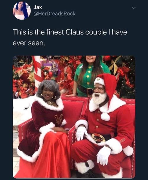 nikkithespicysubmissive: amberbrownistickledpink: ultracrii:Look at Mrs. Claus, serving that pose.  