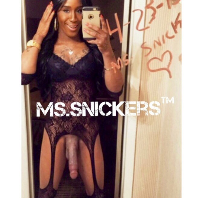 tssnickers:  Big Dick T-Girls Are More Fun To Play With 11&quot;inches For You.