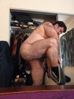 hankmiller66:  I caught daddy undressing.