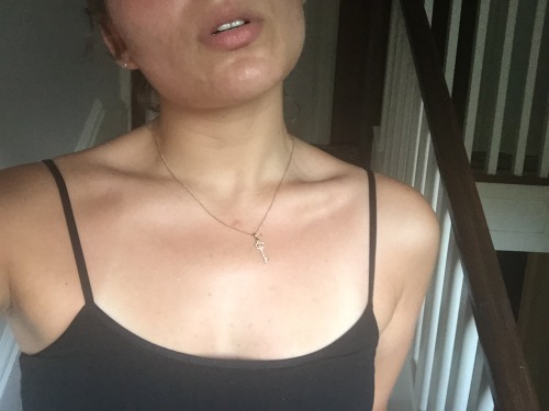 collarbones and tan lines