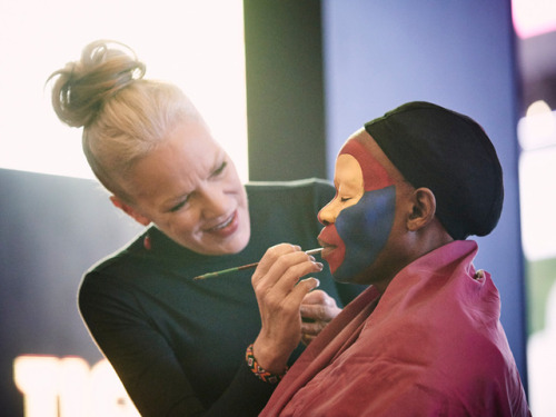 Get inspired by lead makeup artist Brenda O’Brien as she creates the Nala and Rafiki looks! Mastercl