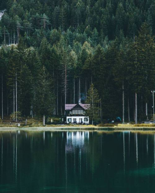 wnq-writers:  landscape-photo-graphy:  16-Year-Old Boy Captures Stunning Fairy Tale Landscape Photography Sixteen-year old Jannik Obenhoff (previously featured here) captures outstandingly beautiful landscape scenes of the German terrain in his spare