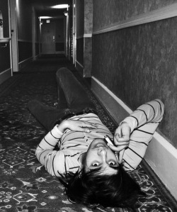 vicfuenteslittletooth:  vic get off the floor