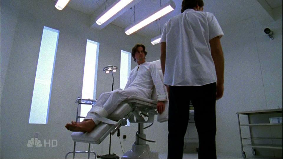 ropermike:  Matt Bomer in Chuck - “Chuck vs. the Nemesis”. More pics here. 