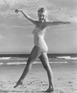 ALL ABOUT MARILYN MONROE