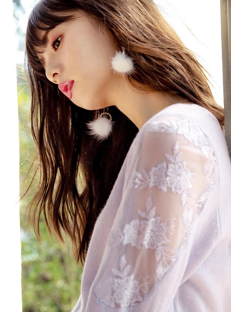 sakagumi46:  乃木坂46 西野七瀬・齋藤飛鳥 / @GRL_official GRL × Asuka