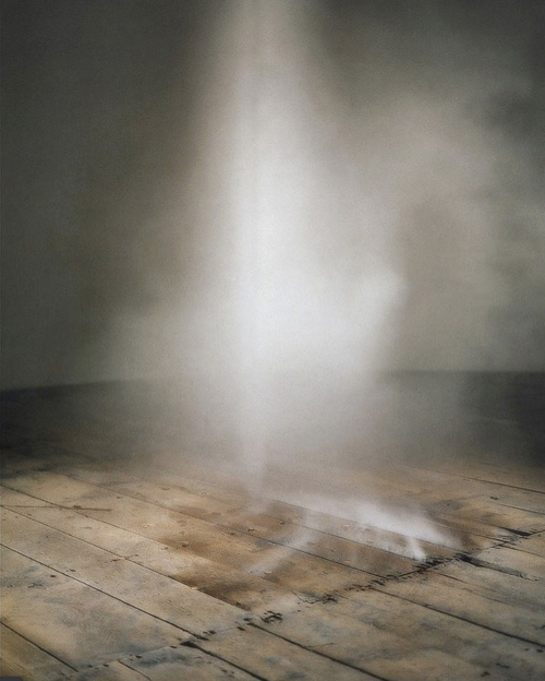 Release010:Ascension, Anish Kapoor, 2003