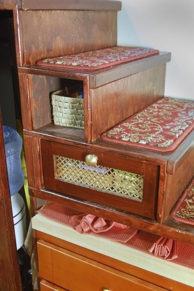micromanor:  248 sqft tiny house has unique Moroccan and Indian design elements.