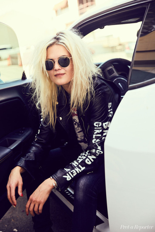 timedontgiveashit:www.hollywoodreporter.com/news/kills-alison-mosshart-discusses-painting-roa