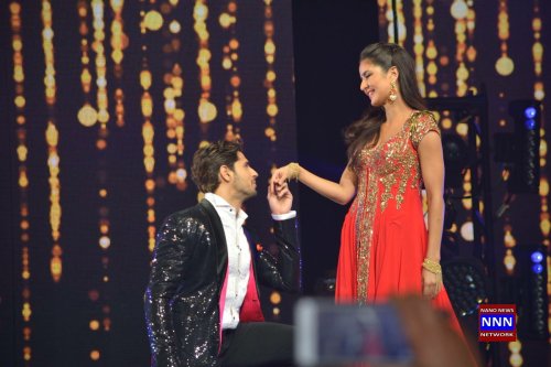  Katrina Kaif with Sidharth Malhotra, Aditya Roy Kapur & Varun Dhawan on stage <3