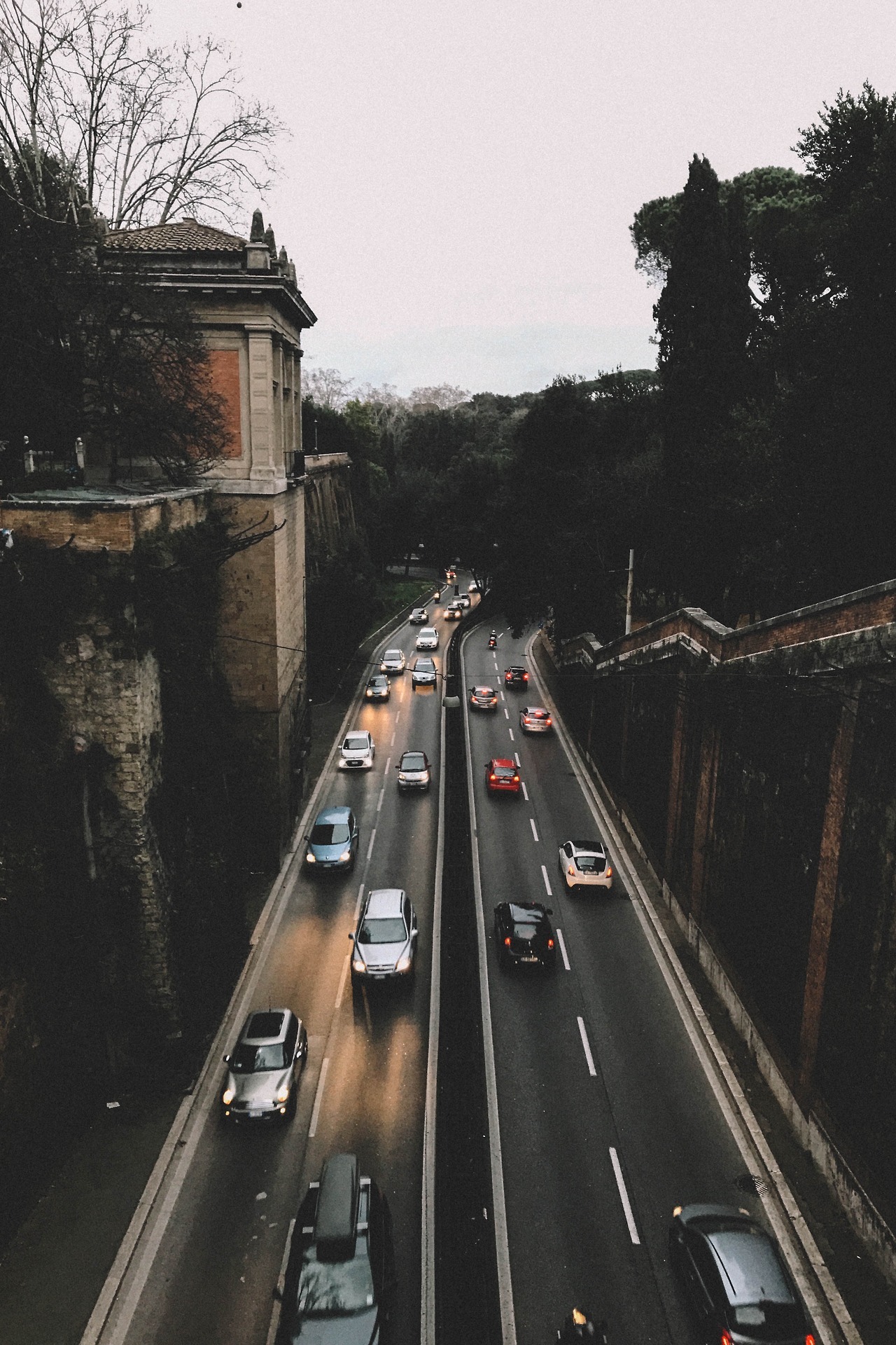 r2&ndash;d2:  Leave sooner, drive slower, live longer | Tumblr | Instagram 