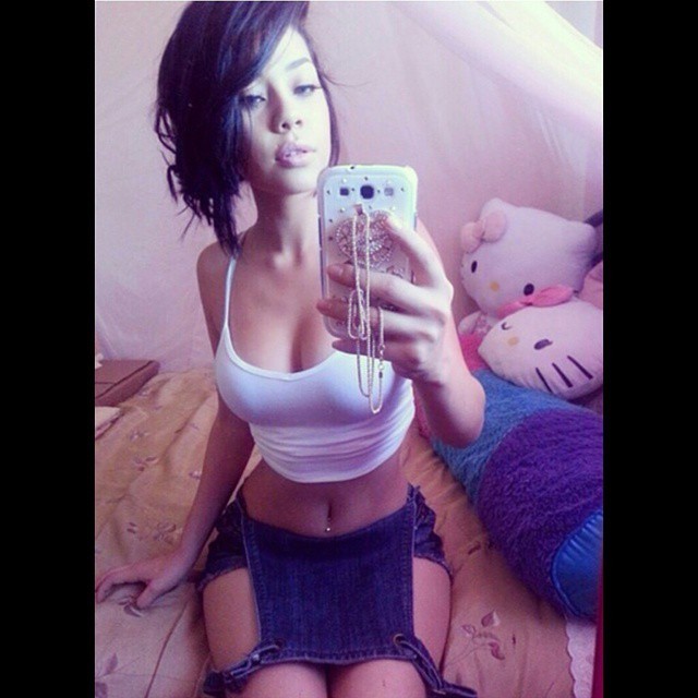 Damn check out this Bay Ara baddies, this week&rsquo;s #wcw @kimberlymedinaa