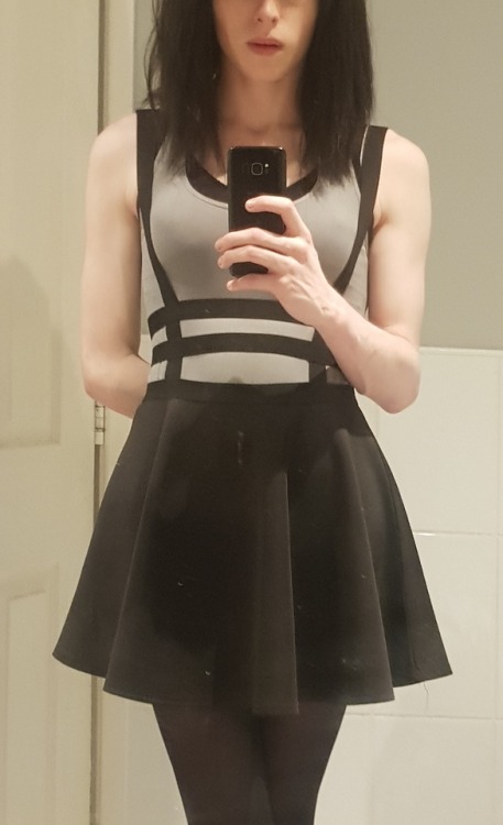 ikizi: really love this outfit!took a bunch of pictures all in one go so expect to see it a ton haha