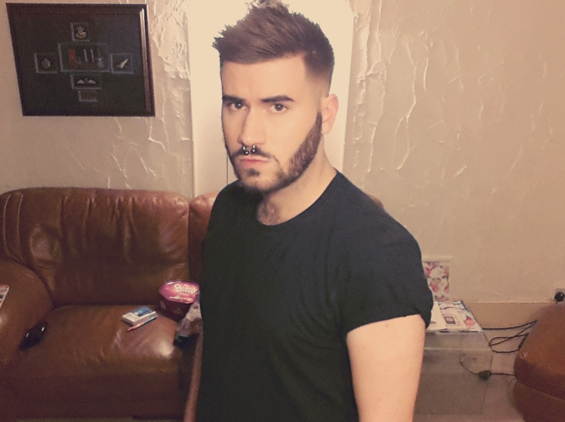 saintwerewolf:  I got my hair cut and now I feel like a real person again. 