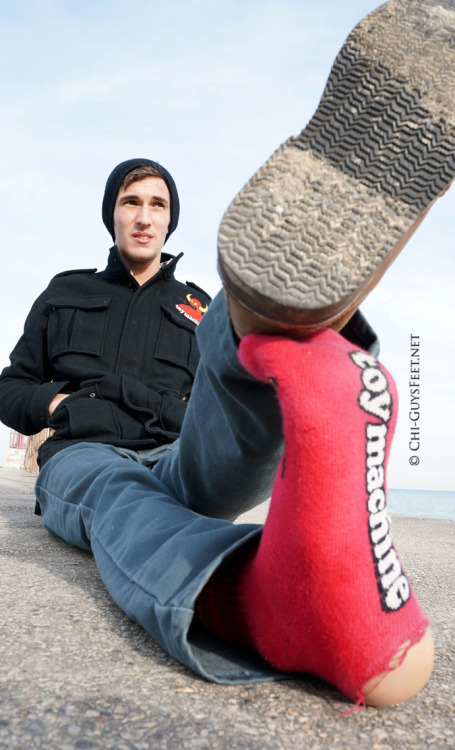Dude's Guy Feet