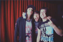 crush-all-the-dinosaurs:  clearly-cynical:  highendwasteland:  I think vic accurately represents a fangirl meeting jaime and tony.  Thank Satan for Pierce The Veil.  Thank you Satan. 