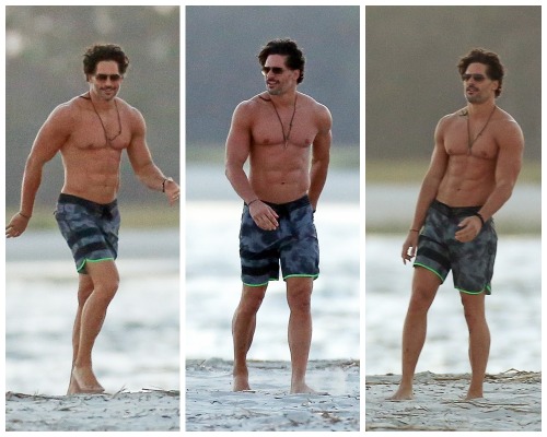 vispreeve:  Joe Manganiello on the set of “Magic Mike XXL” (October 2014) 