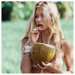 Coconut cool down ☼ #castaway (at www.castawaylabel.com)