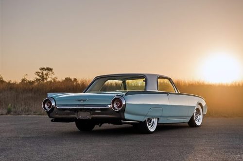 packardbaker:1961 Ford Thunderbird. I don’t usually post cars from the big three, but this one was f