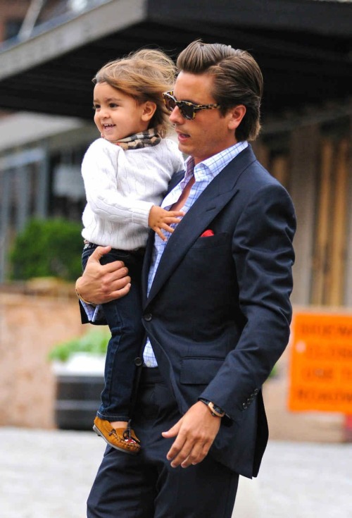 Check out our NEW Lord Disick fan site!www.lorddisick.co.uk Featuring News, Style and Photos