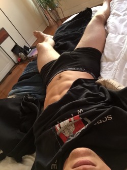 waistbandboy:  Attention to whoever this is, this picture and your blog name was sent to me and I saved the picture but accidentally deleted the email before I wrote down the name, if this is you, please send me your blog info so I can add the info to