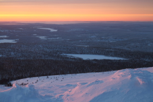 View southwest from the summit of Yllaskammi by Mike Crowle