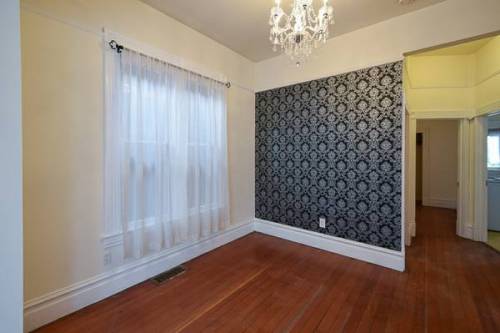 househunting:  񘓟 per month / 2br/ 719 sq ft Twin Victorian with Art StudioPortland, OR
