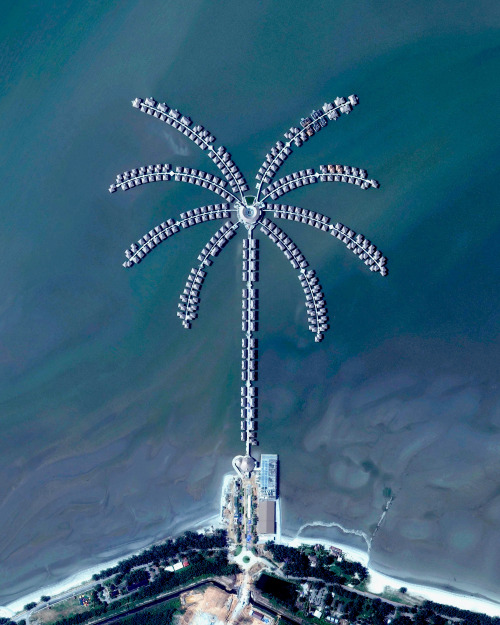 dailyoverview:Sepang Goldcoast Resort is a hotel in Selangor Darul Ehsan, Malaysia. It features over