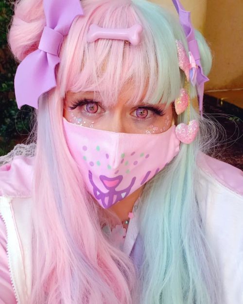 More pics from today!! . . . . . . . . . #creepysoft #creepycute #kawaiifashion #pastelgoth #pastelg