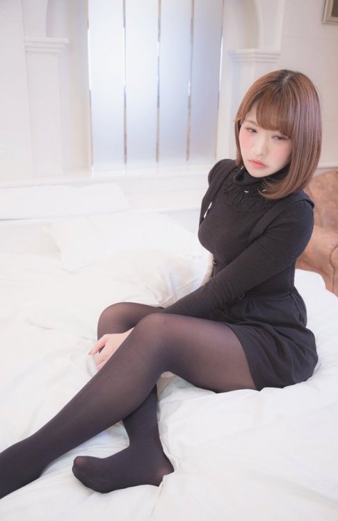 (經由 りお ✩ 闘会議両日 在 Twitter：&quot;❁ Portrait ❁ 「タイツ女子はお好きですか…？」 Photo by*秋月さん( @akinotsuki )